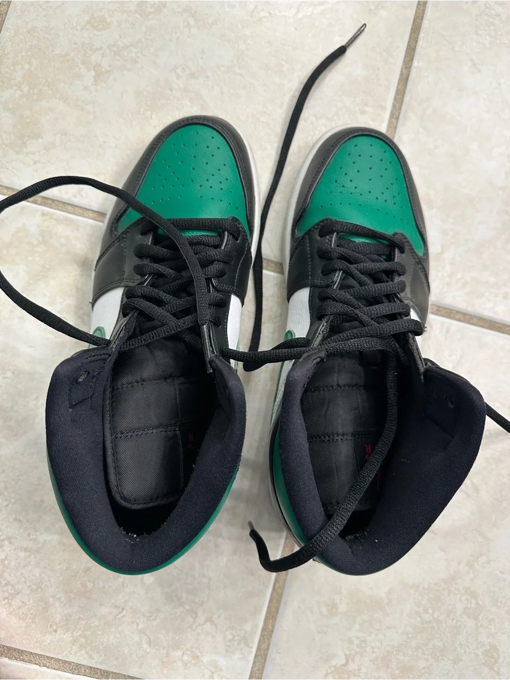 AIR JORDAN 1 GREEN TOE MENS US SIZE 9